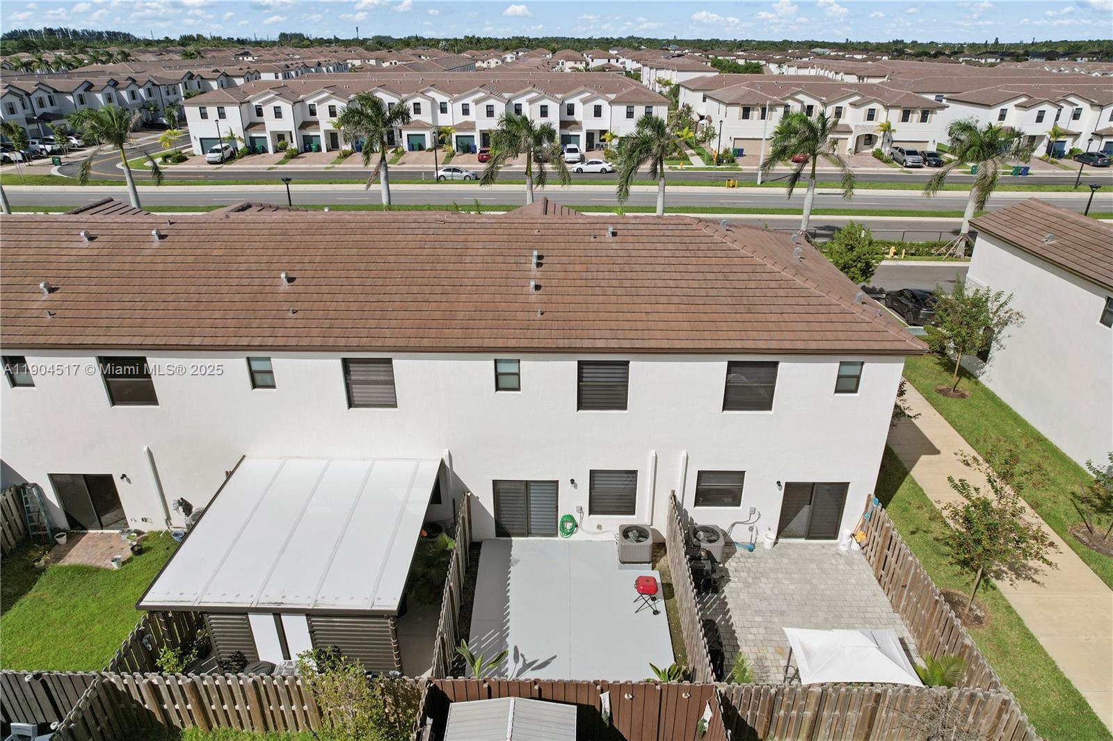 KENDALL ASSEMBLAGE SOUTH - Residential