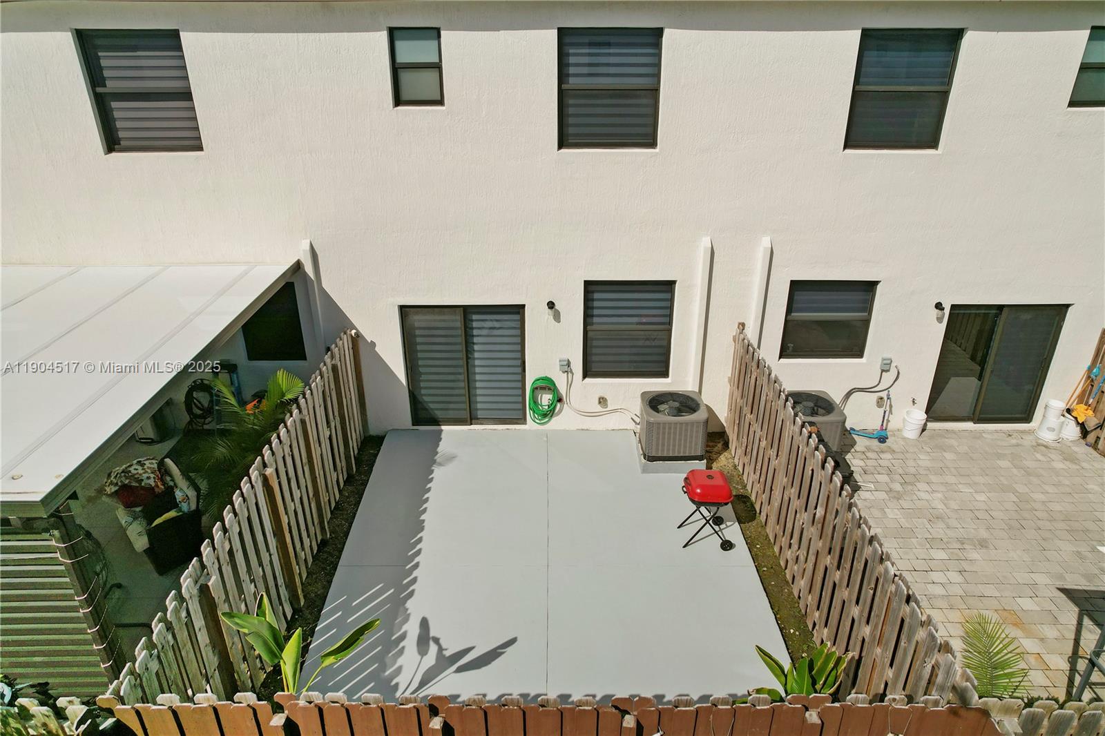 KENDALL ASSEMBLAGE SOUTH - Residential