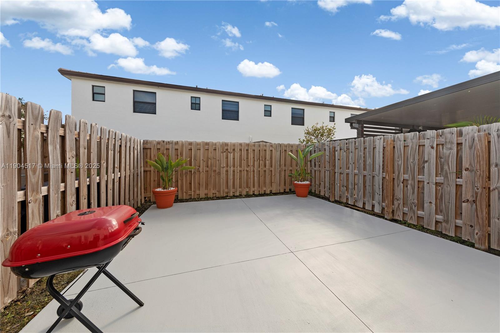 KENDALL ASSEMBLAGE SOUTH - Residential