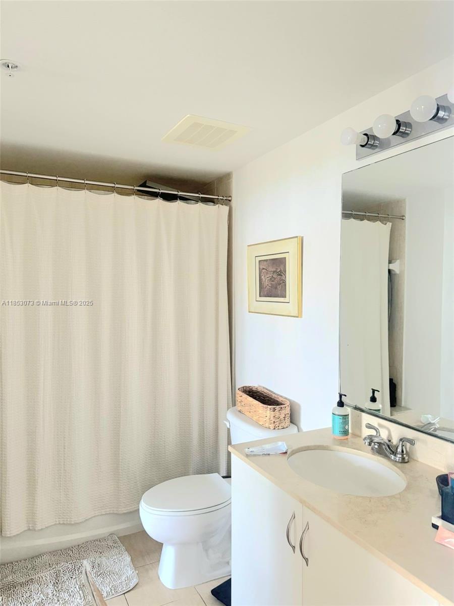 OPERA TOWER CONDO - Residential