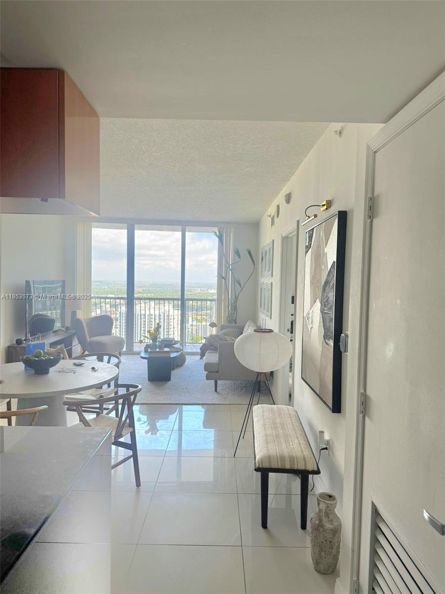 OPERA TOWER CONDO - Residential