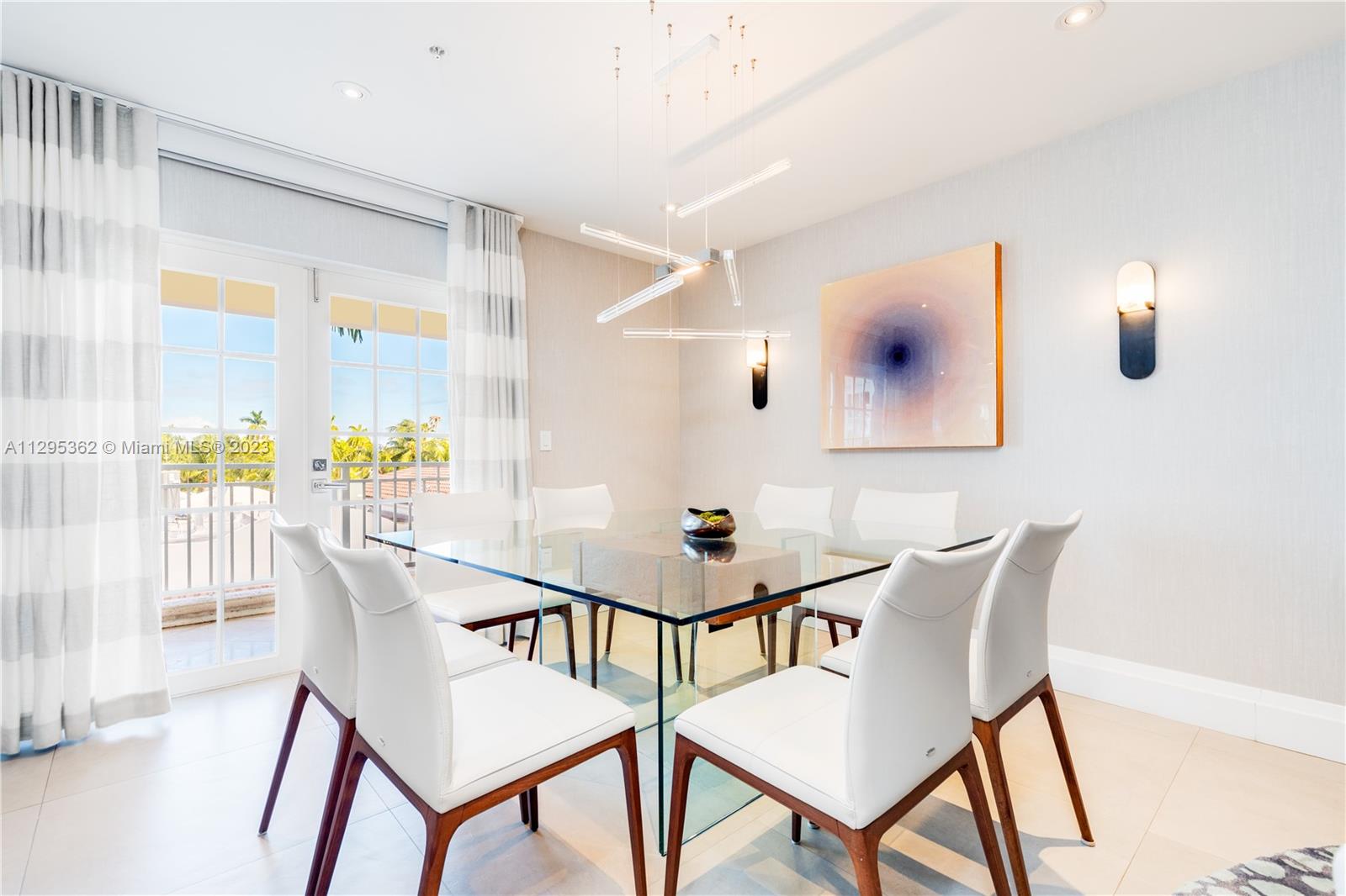 THE THS AT SUNSET HARBOUR - Residential