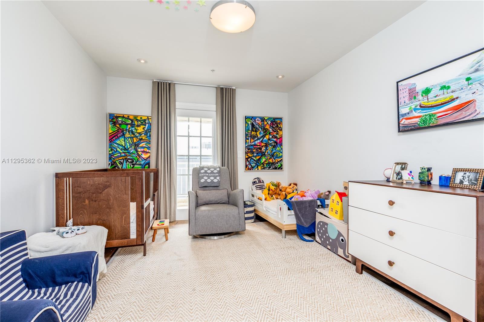 THE THS AT SUNSET HARBOUR - Residential