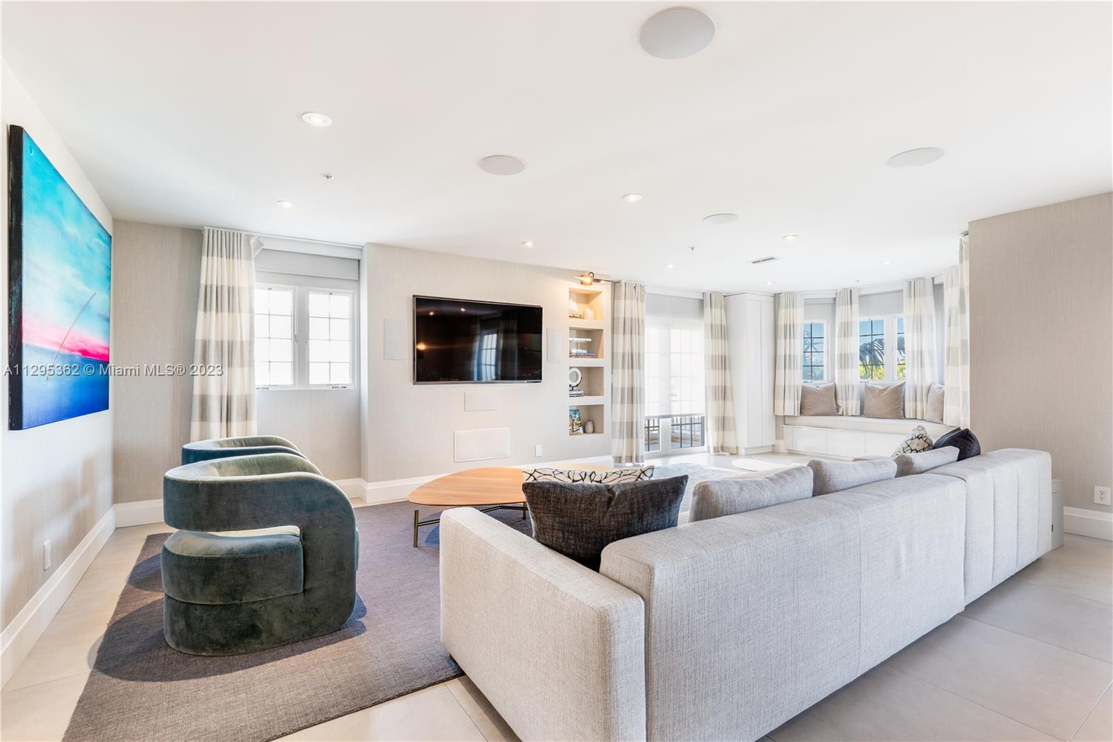 THE THS AT SUNSET HARBOUR - Residential