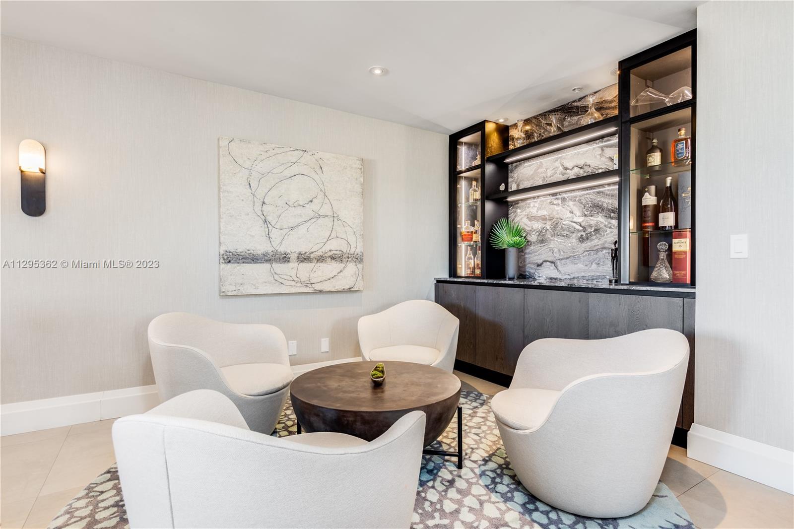 THE THS AT SUNSET HARBOUR - Residential