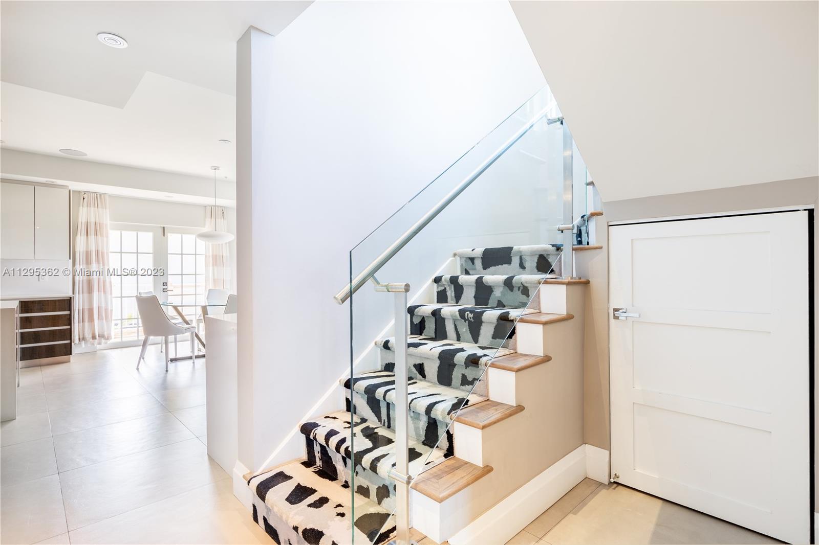 THE THS AT SUNSET HARBOUR - Residential