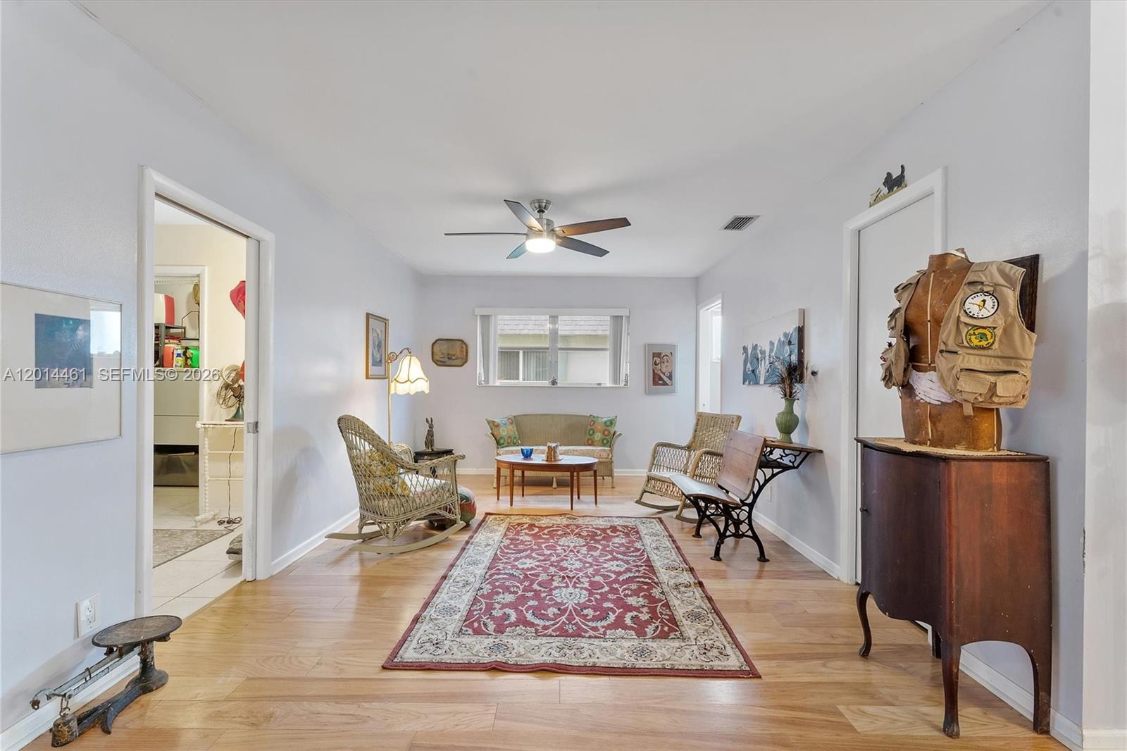 CRESTHAVEN TOWNHOMES SEC - Residential