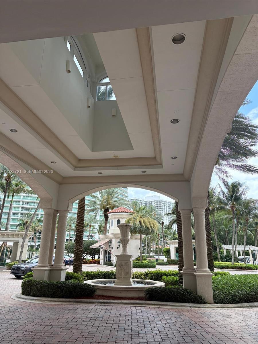 TURNBERRY VLG NO TOWER CO - Residential