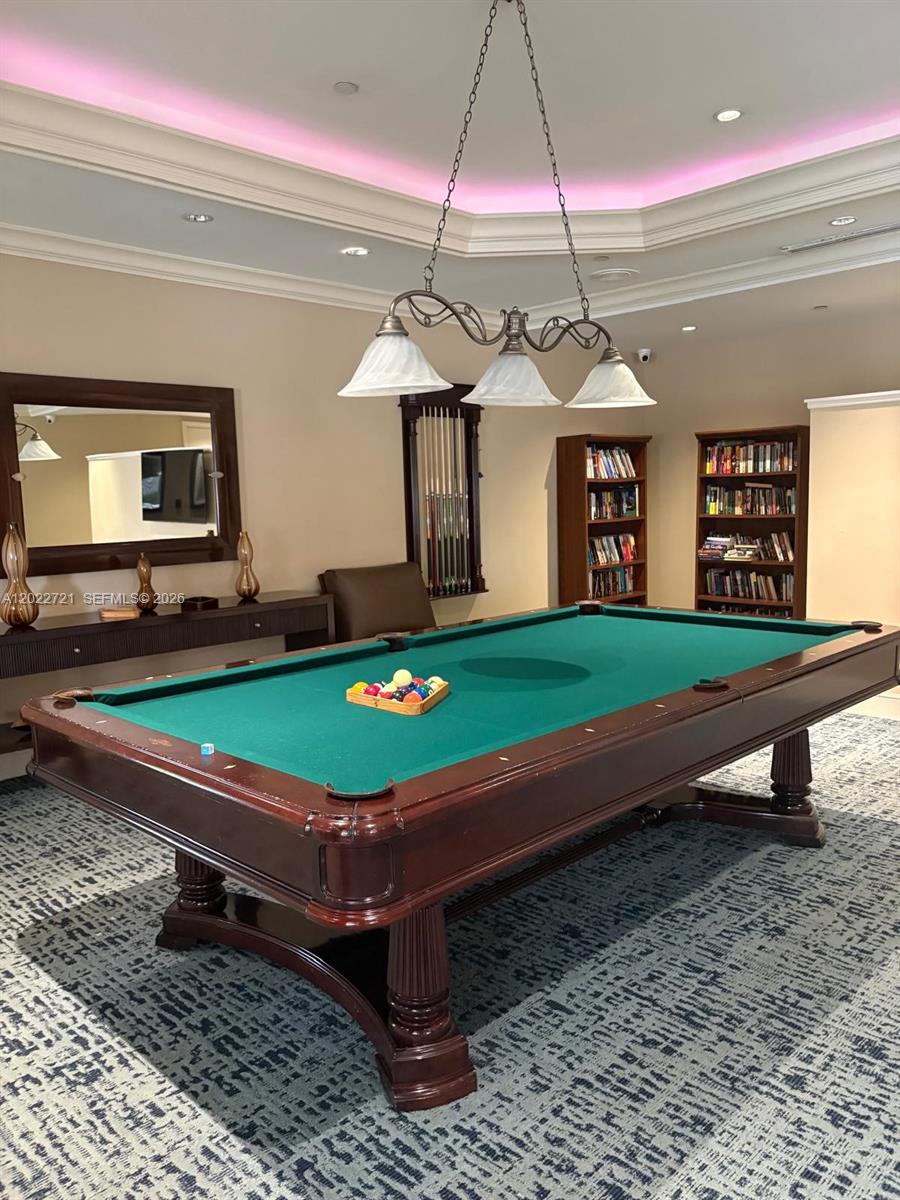 TURNBERRY VLG NO TOWER CO - Residential