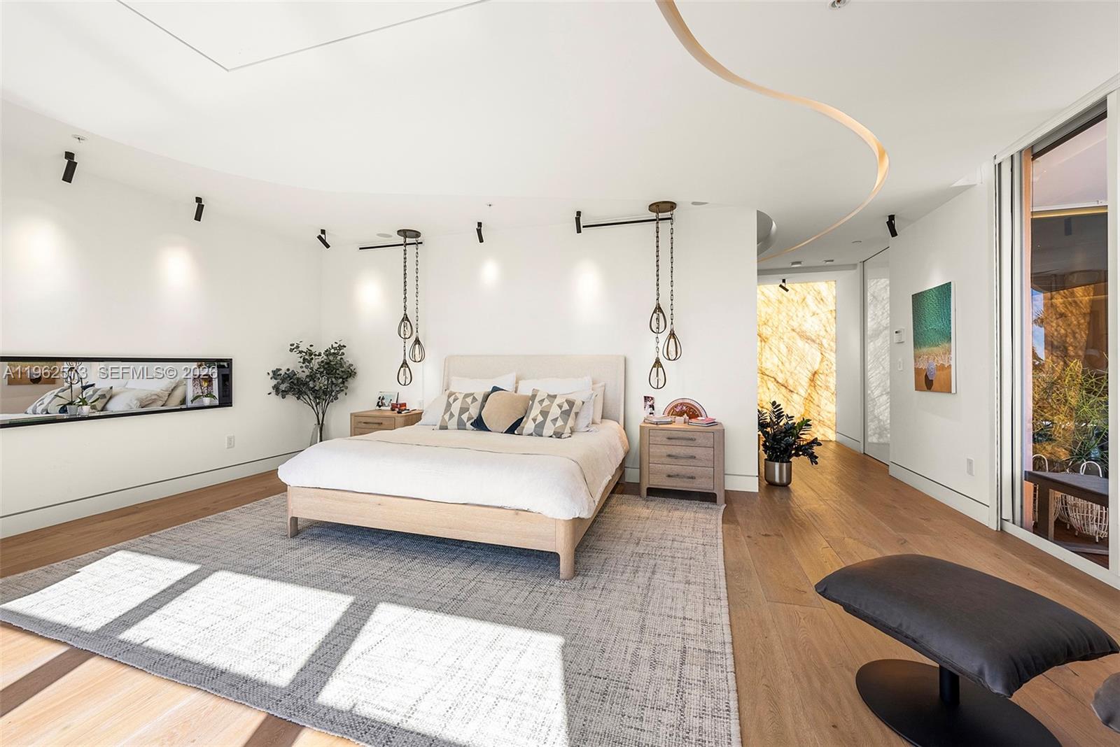 LAKE VILLA THREE CONDO - Residential