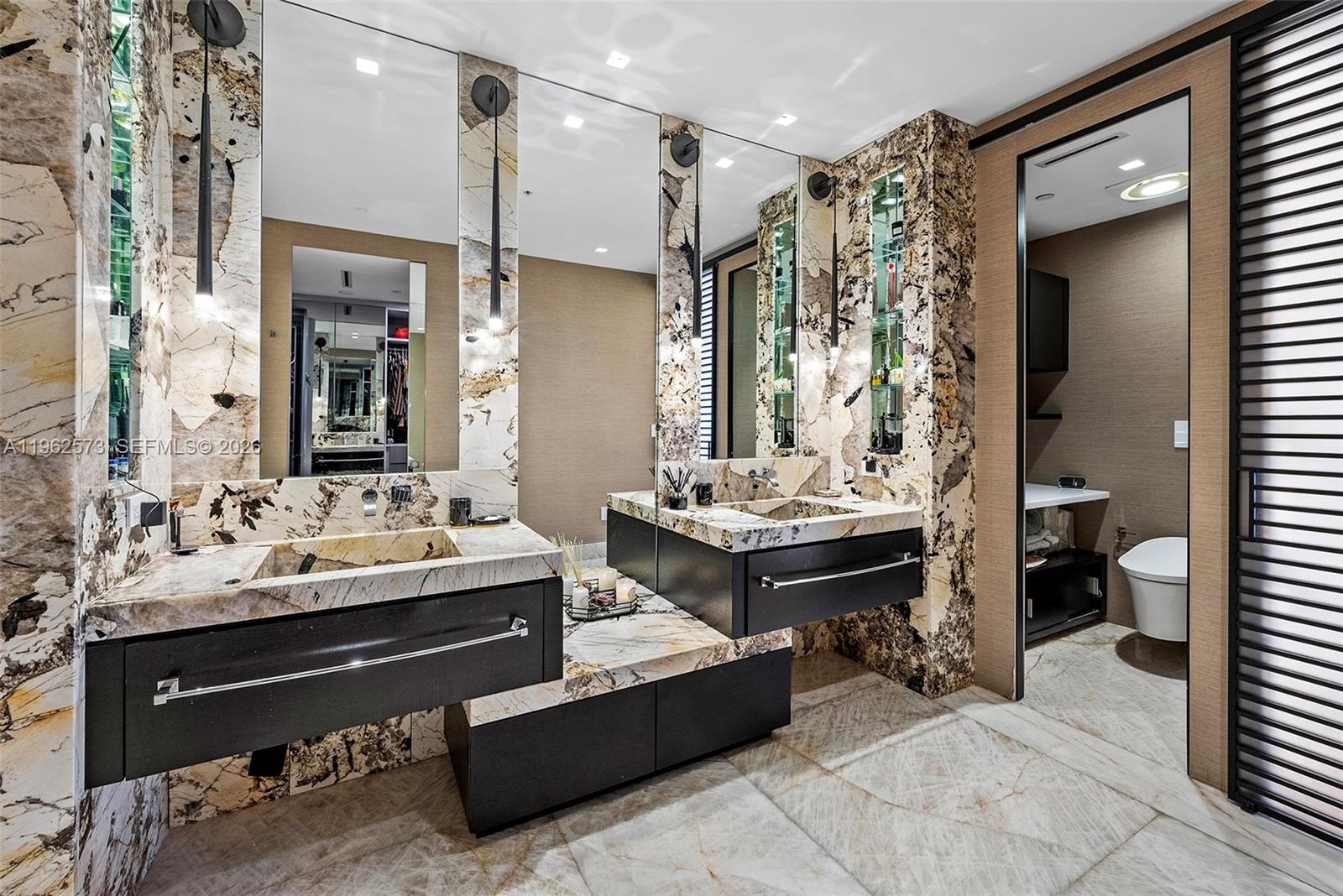 LAKE VILLA THREE CONDO - Residential