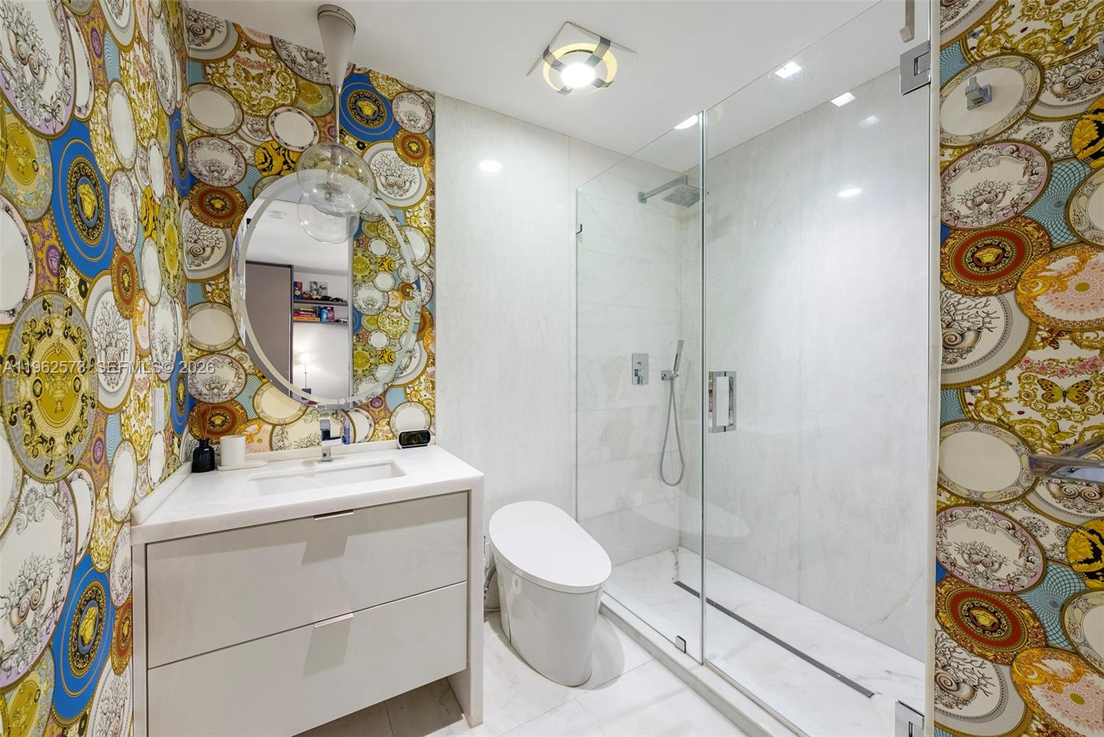 LAKE VILLA THREE CONDO - Residential