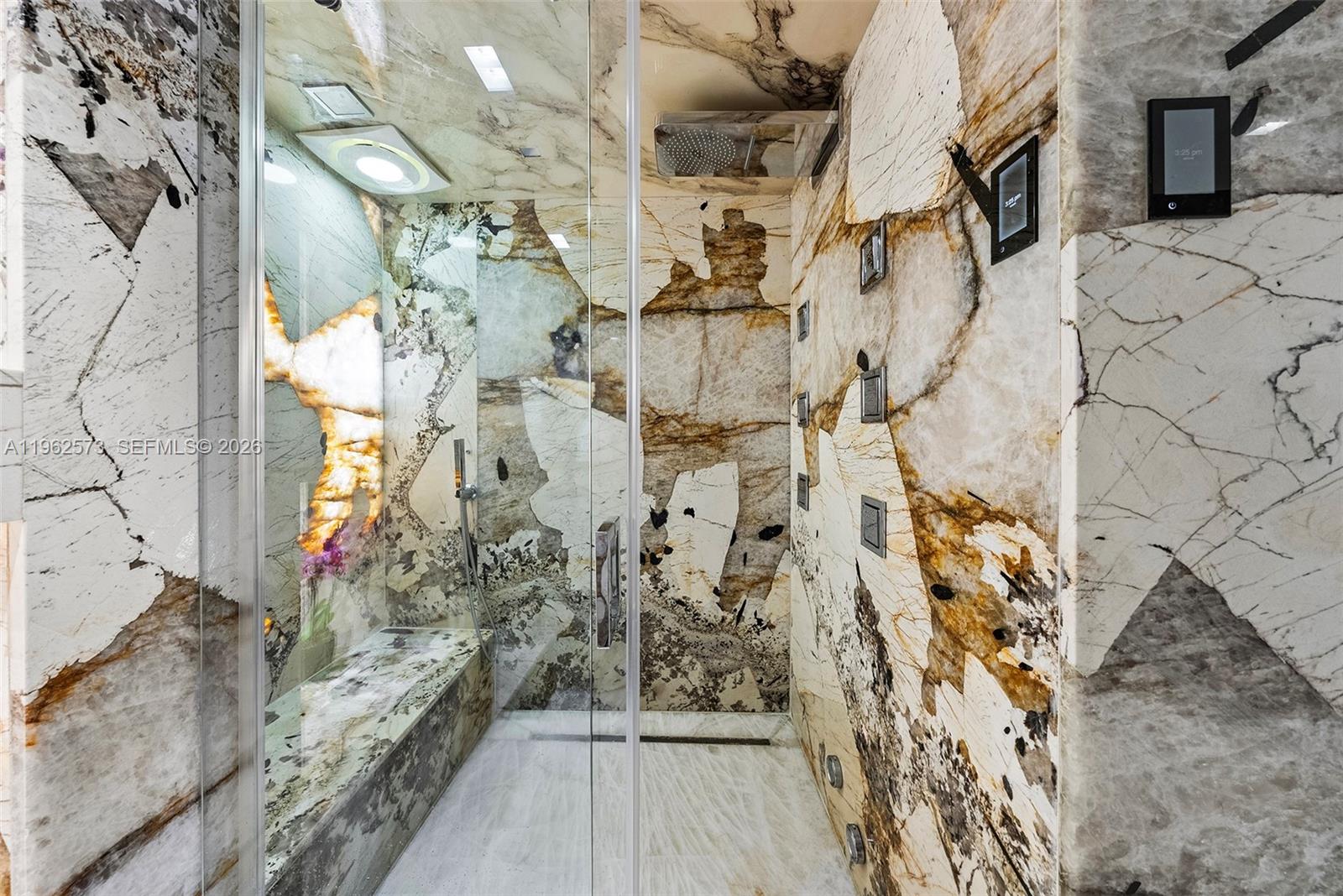 LAKE VILLA THREE CONDO - Residential