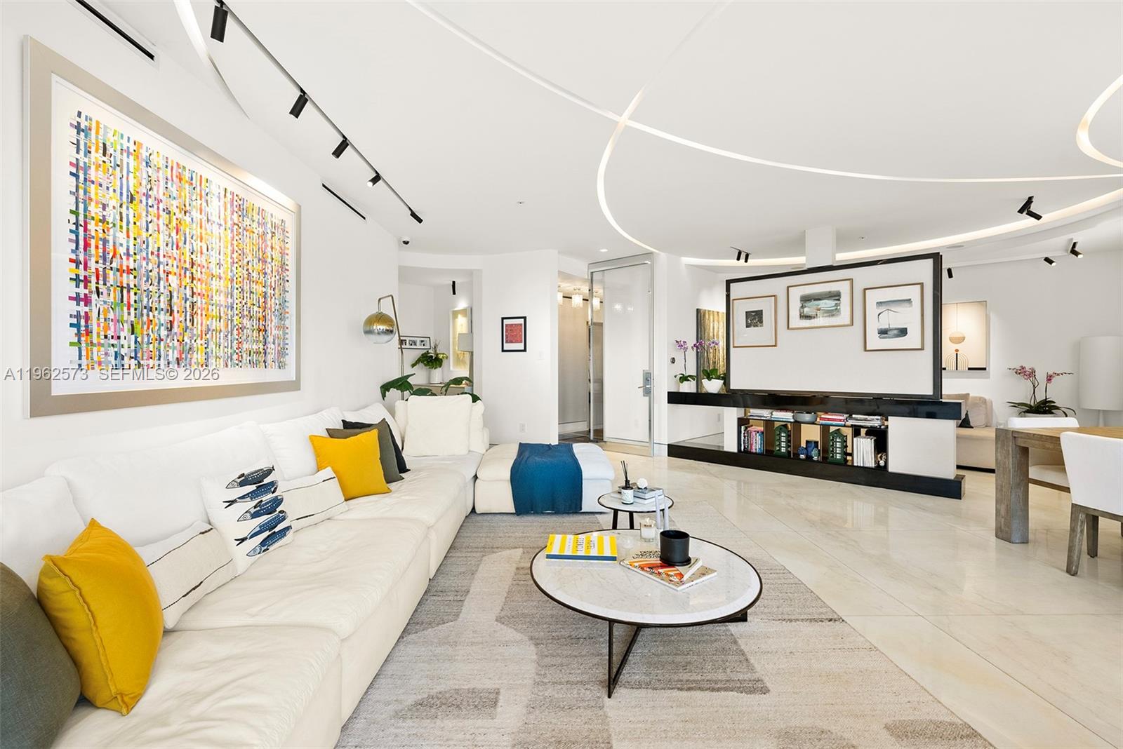 LAKE VILLA THREE CONDO - Residential