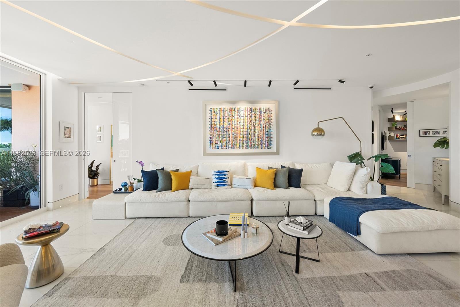 747 Crandon Blvd 409