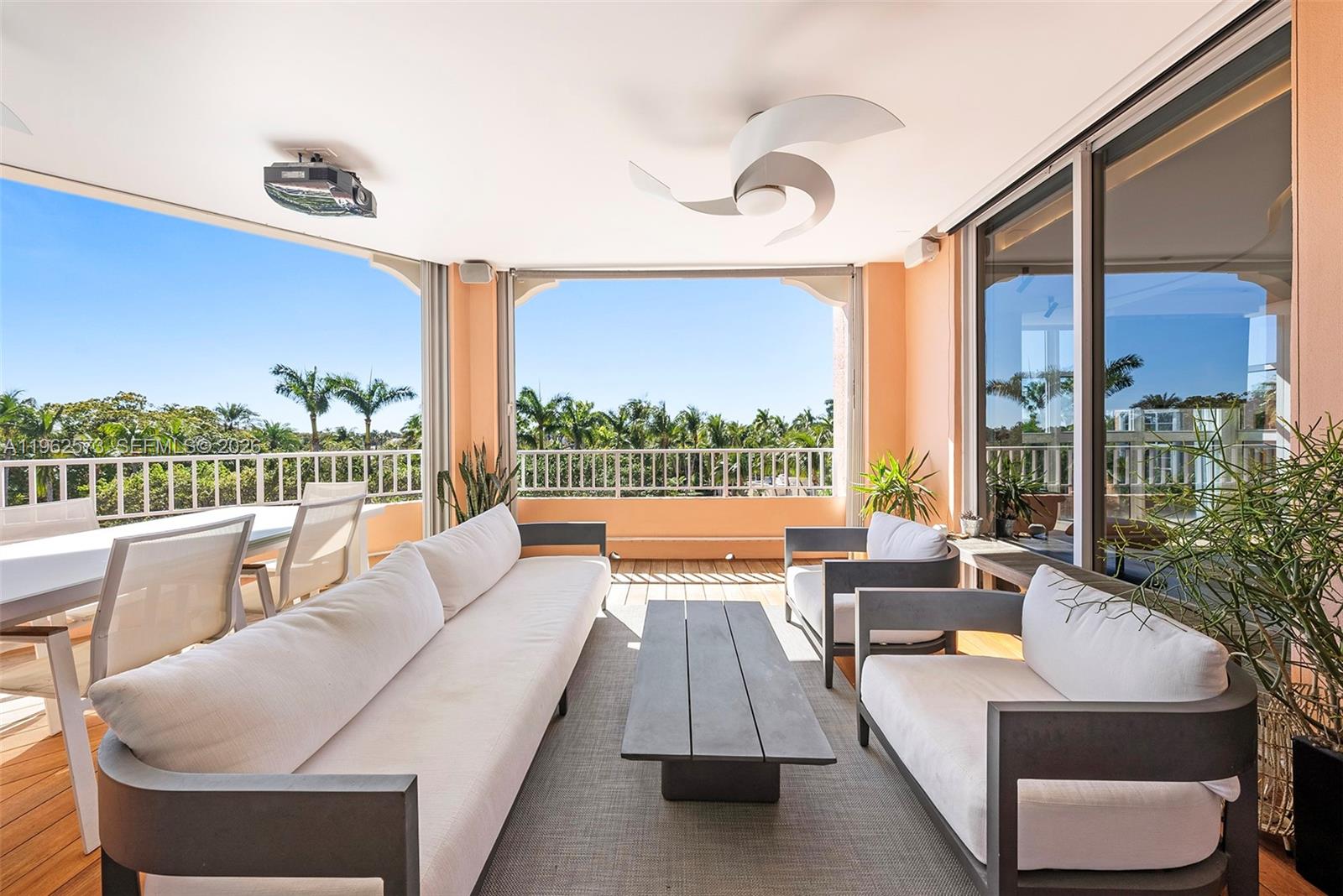 LAKE VILLA THREE CONDO - Residential