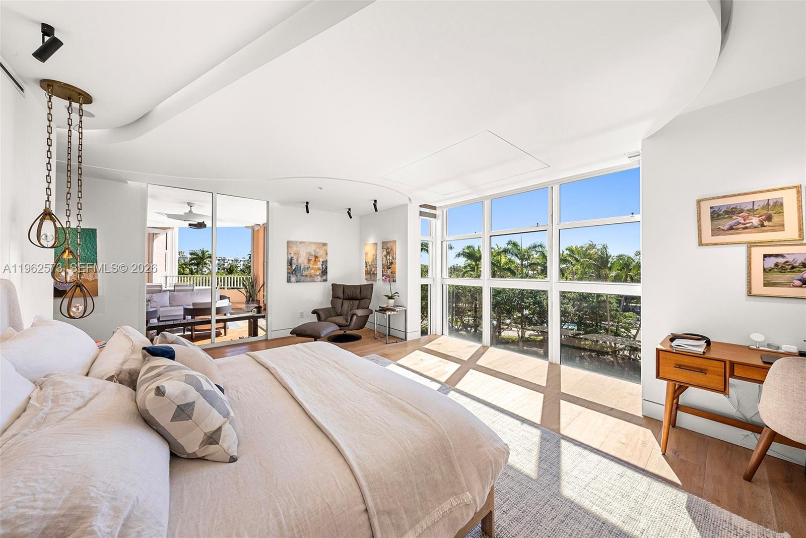 LAKE VILLA THREE CONDO - Residential