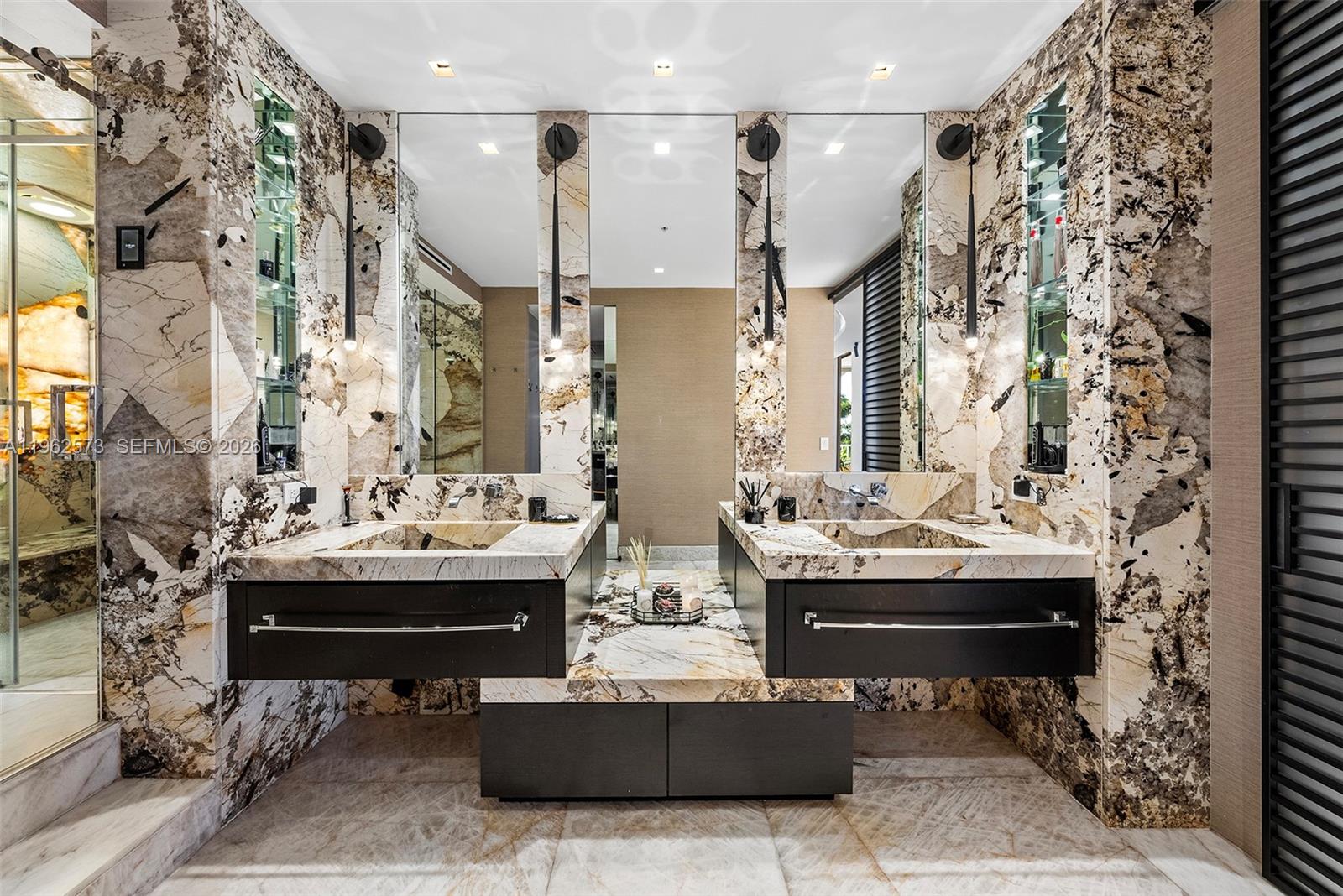 LAKE VILLA THREE CONDO - Residential