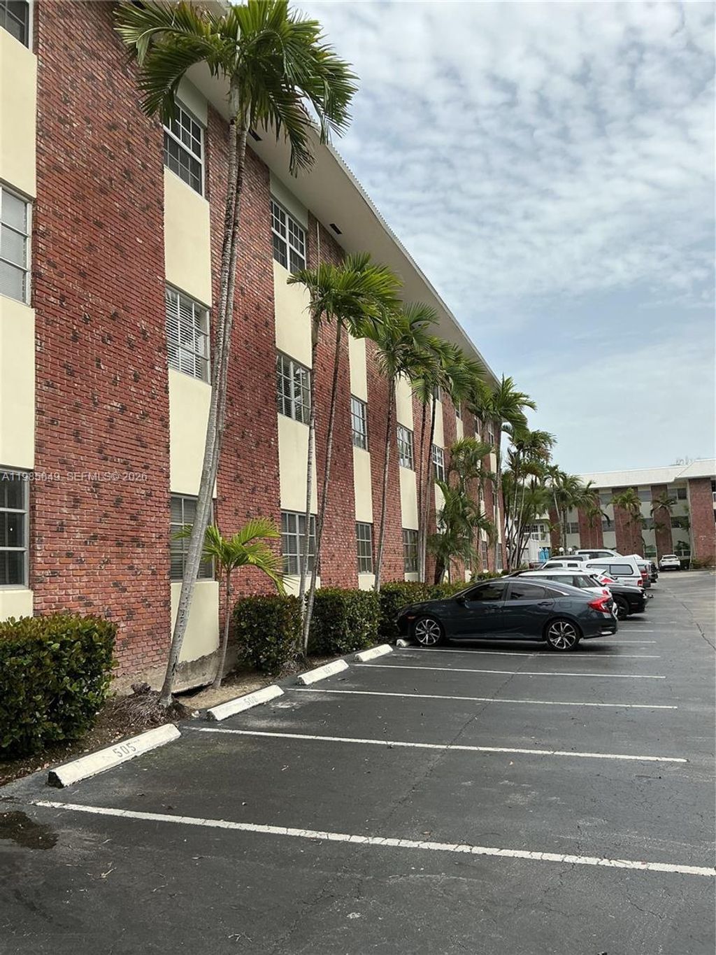 Photo of 2424 SE 17th Causeway #111B, Fort Lauderdale, FL 33316 (MLS # A11985849)