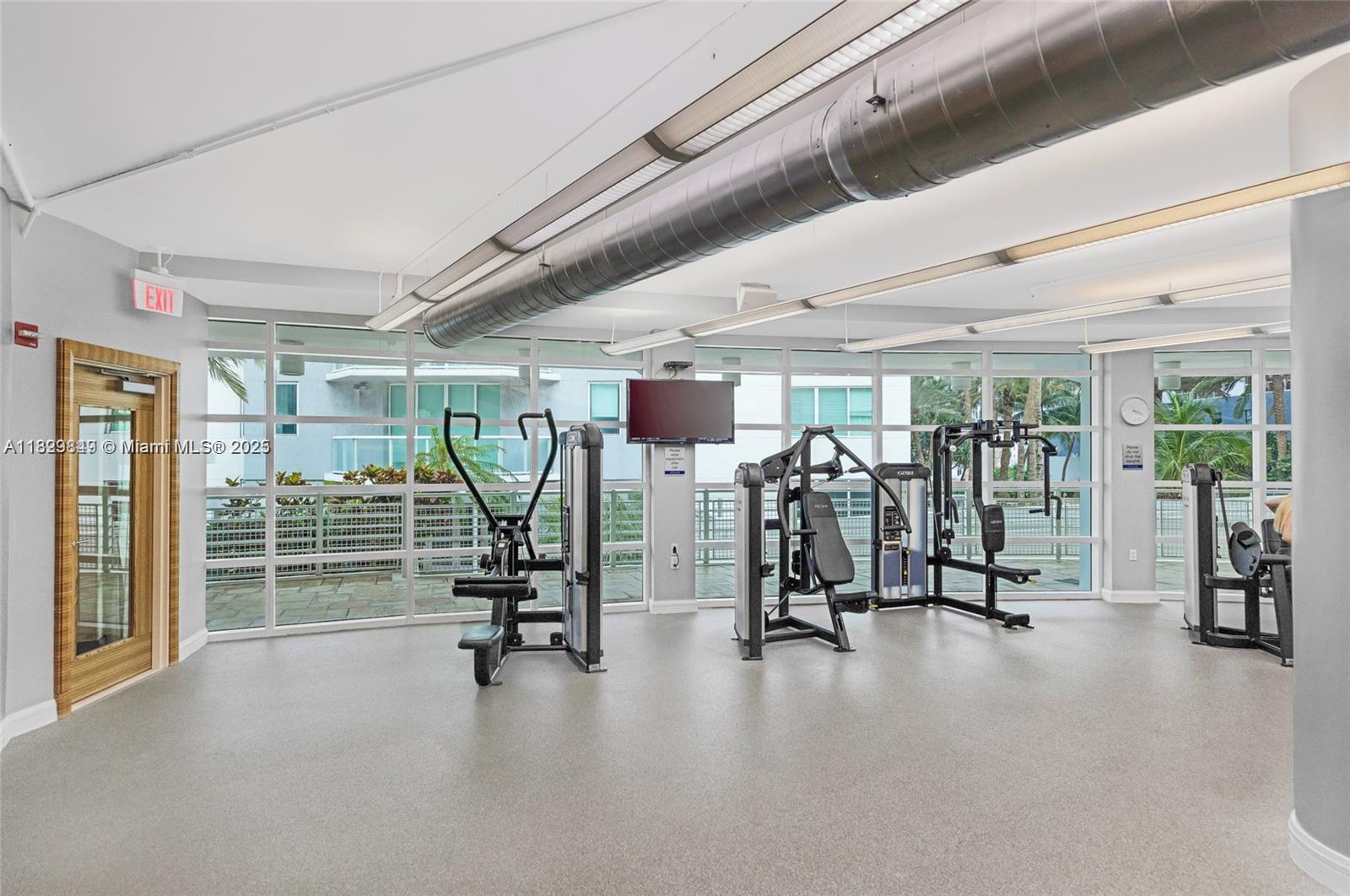 VIZCAYNE NORTH CONDO - Residential Lease