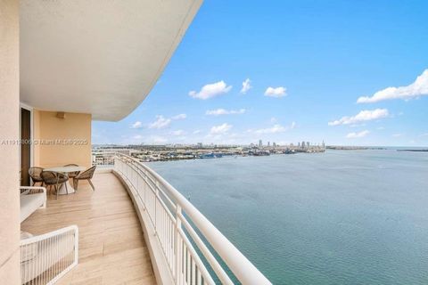 808 Brickell Key Dr 2504 Miami FL 33131