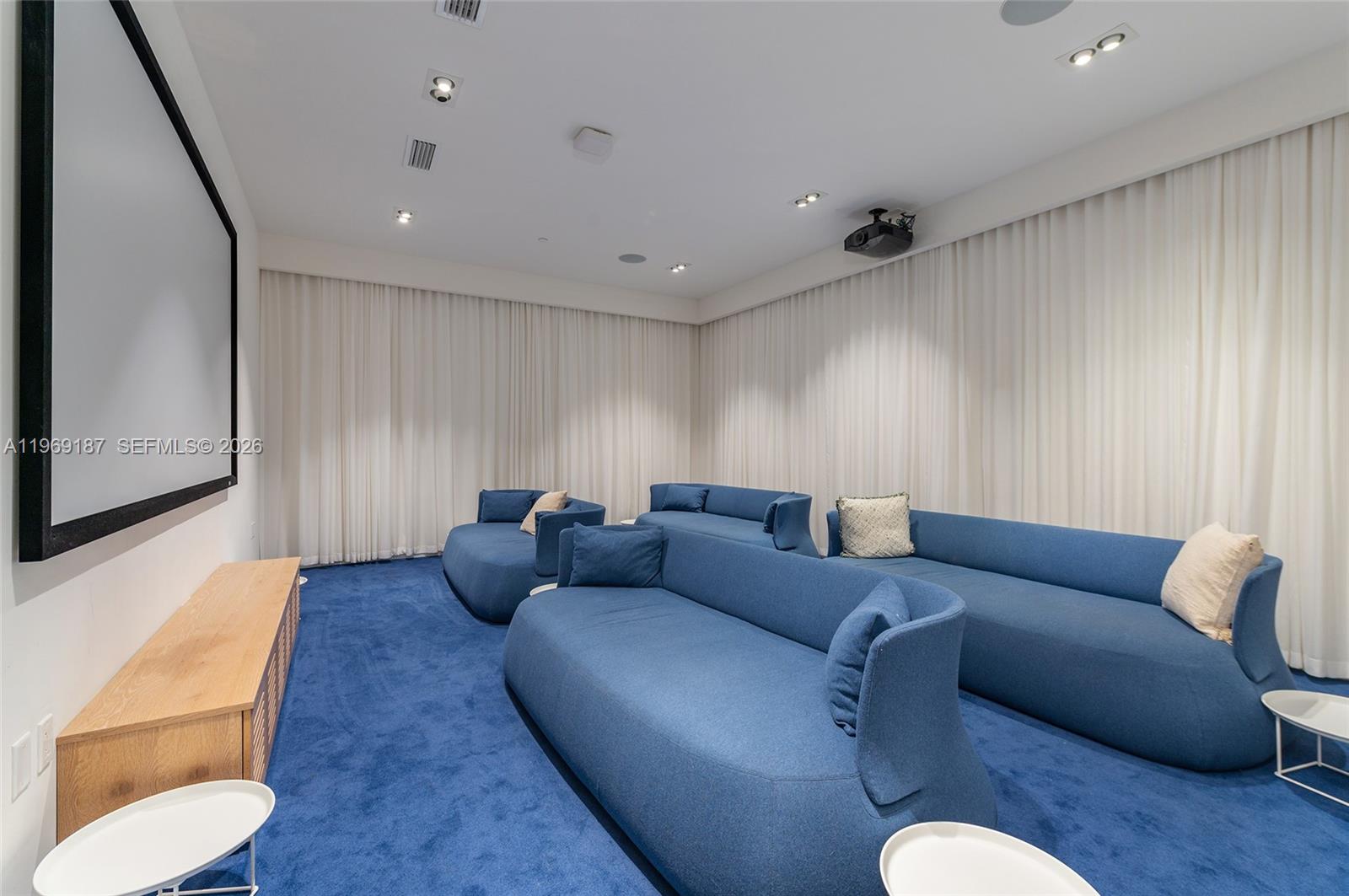 TIFFANY HOUSE CONDO - Residential