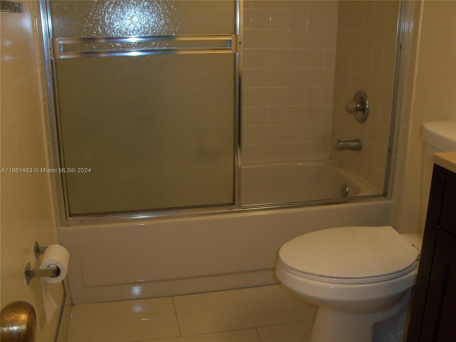 MEADOWBROOK LAKES VIEW CO - Residential
