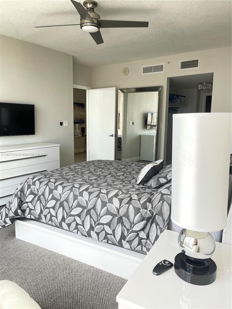 OPERA TOWER CONDO - Residential