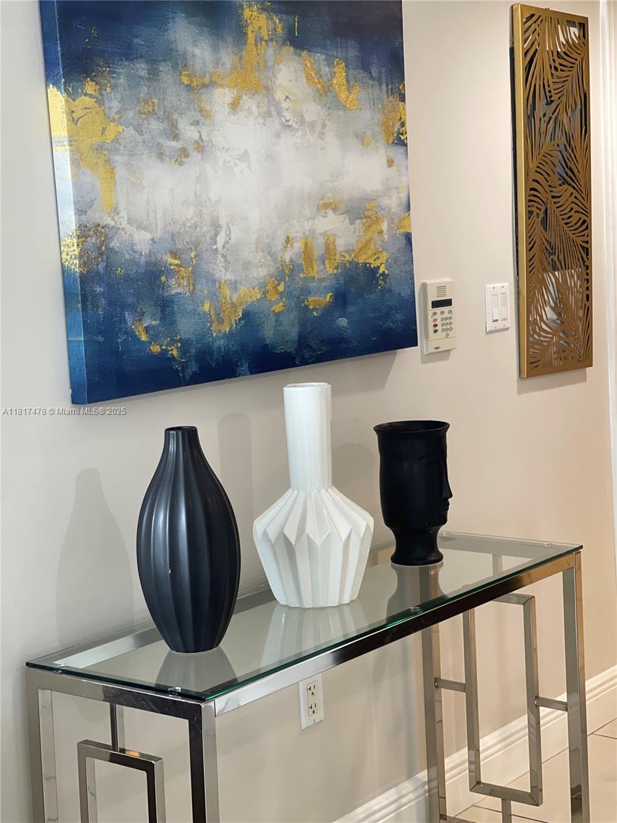 OPERA TOWER CONDO - Residential