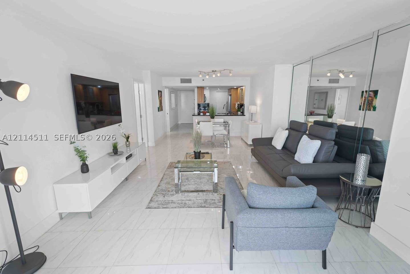 1717 N Bayshore Dr C-4037