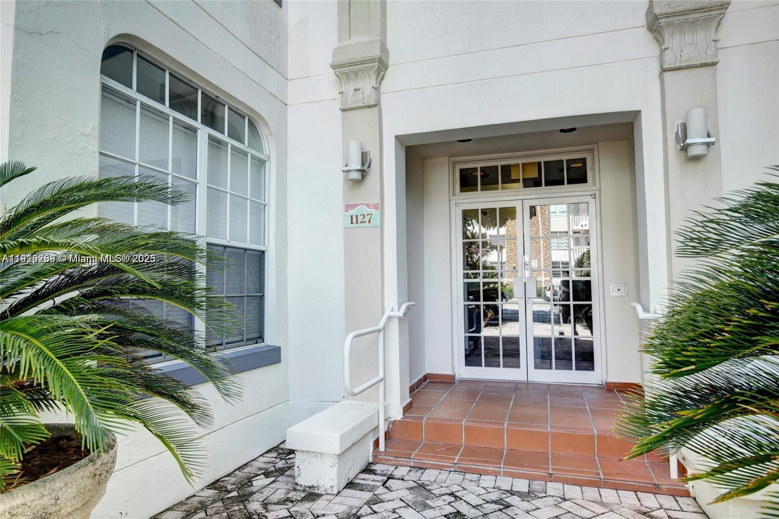 ARVILLA CONDO - Residential