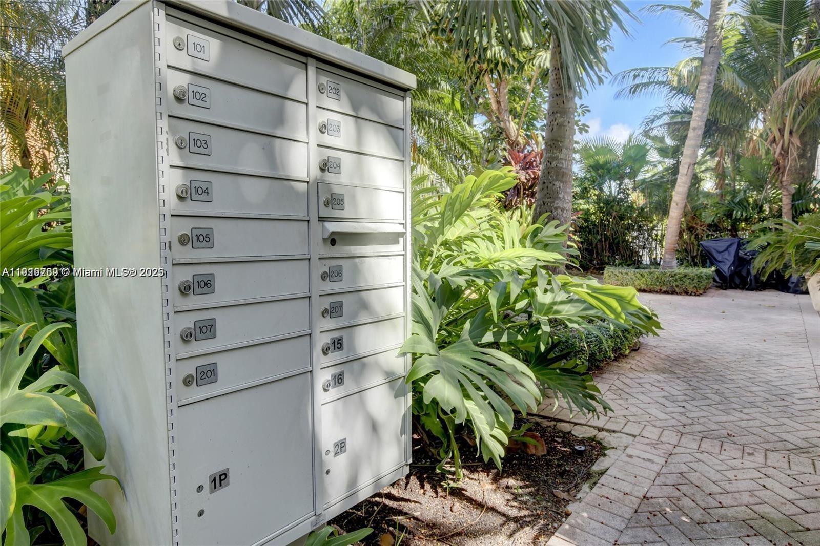 ARVILLA CONDO - Residential