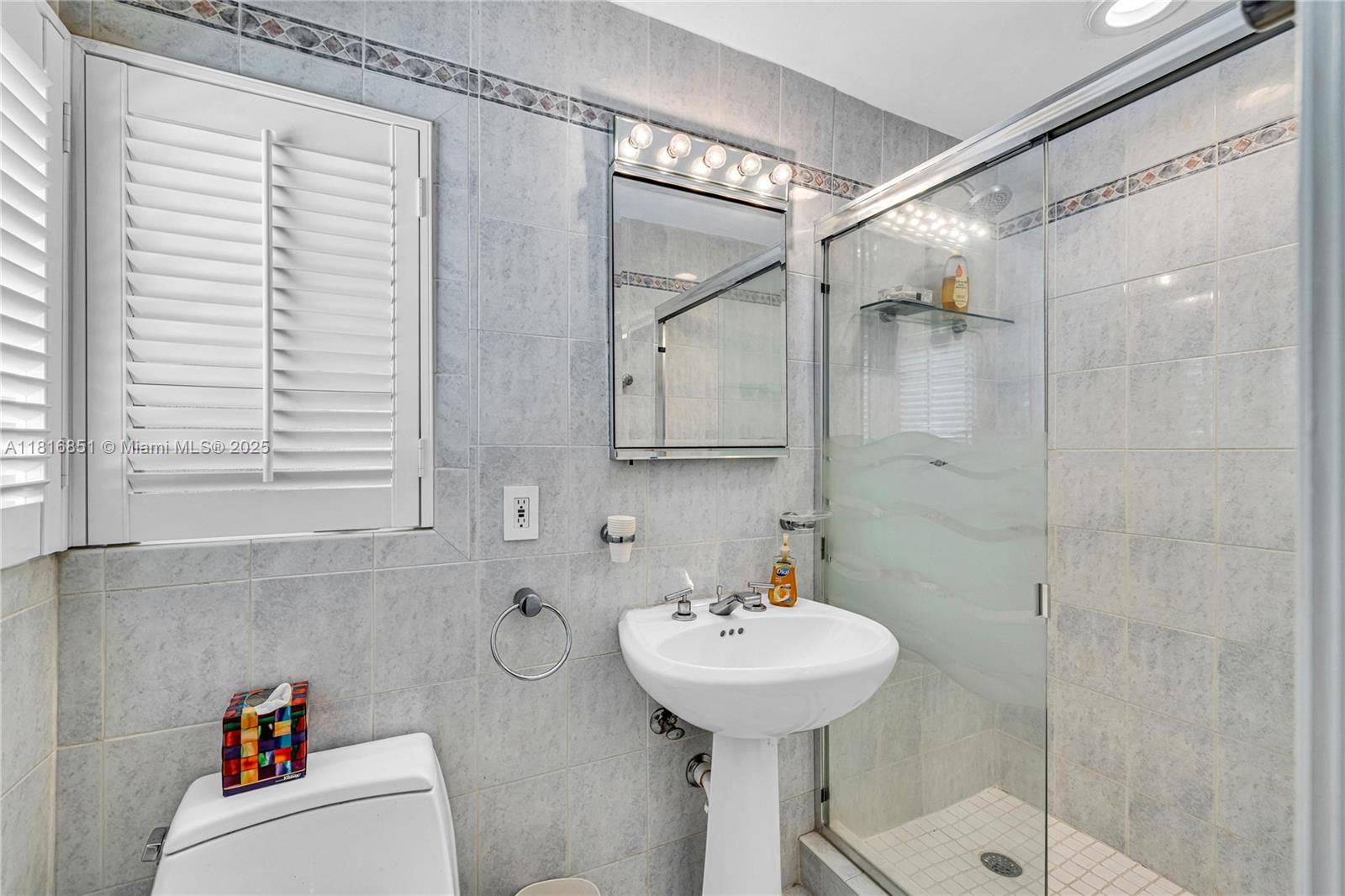 CORAL GABLES COUNTRY CLUB - Residential