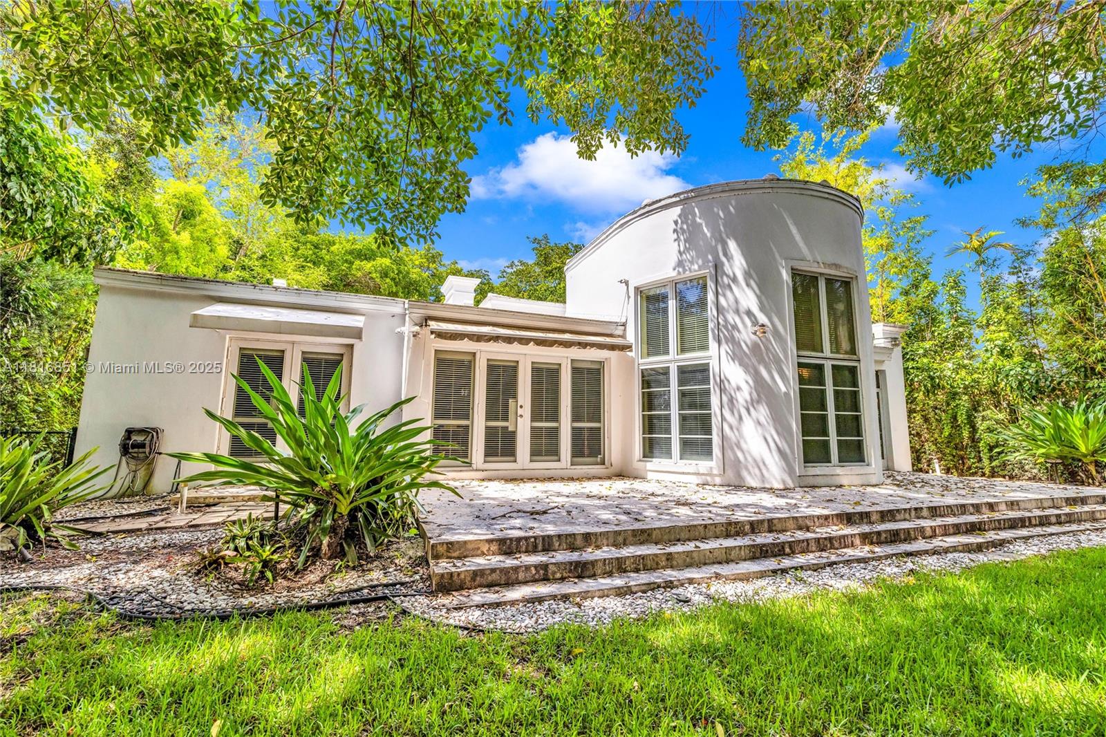 CORAL GABLES COUNTRY CLUB - Residential