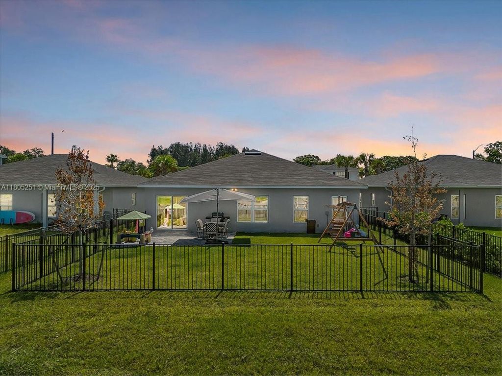 Photo of 503 Cherimoya St, Fort Pierce, FL 34981 (MLS # A11805251)