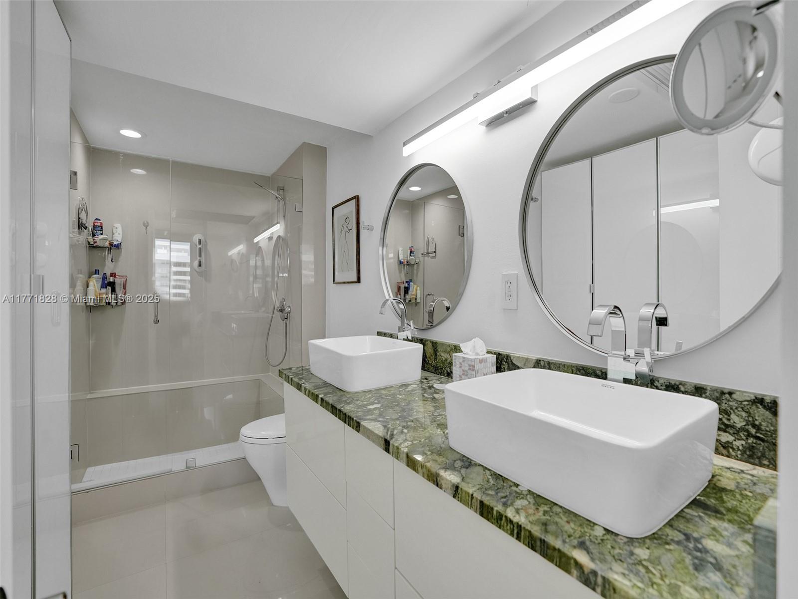ISLAND HOUSE APT INC - CO - Residential