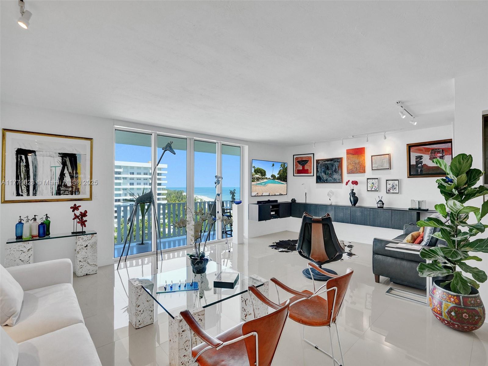 ISLAND HOUSE APT INC - CO - Residential