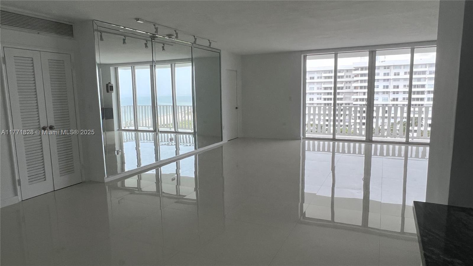 ISLAND HOUSE APT INC - CO - Residential
