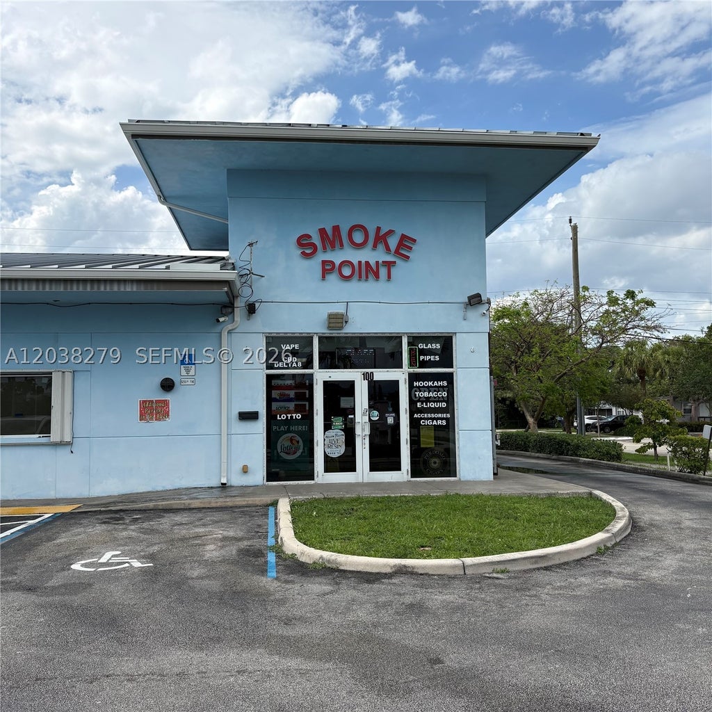 Photo of 5901 Johnson St, Hollywood, FL 33021 (MLS # A12038279)