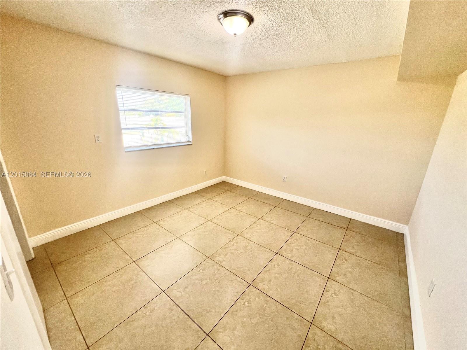 BISCAYNE HEIGHTS - Residential Lease
