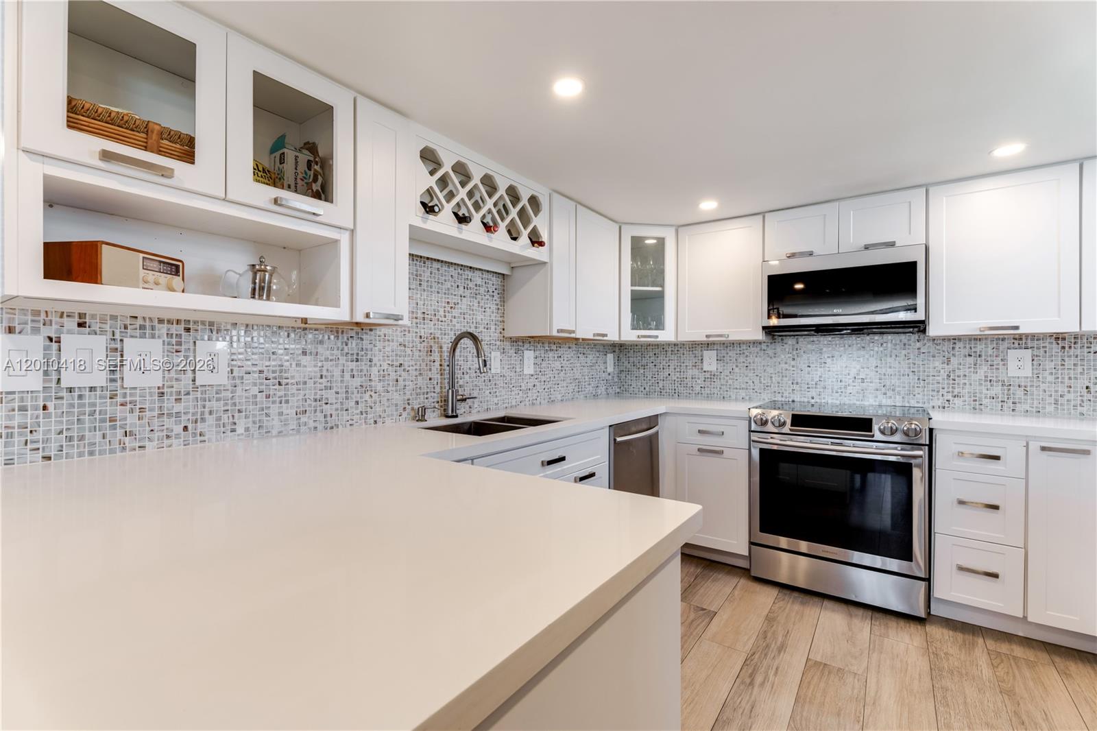1901 Brickell Ave B1809