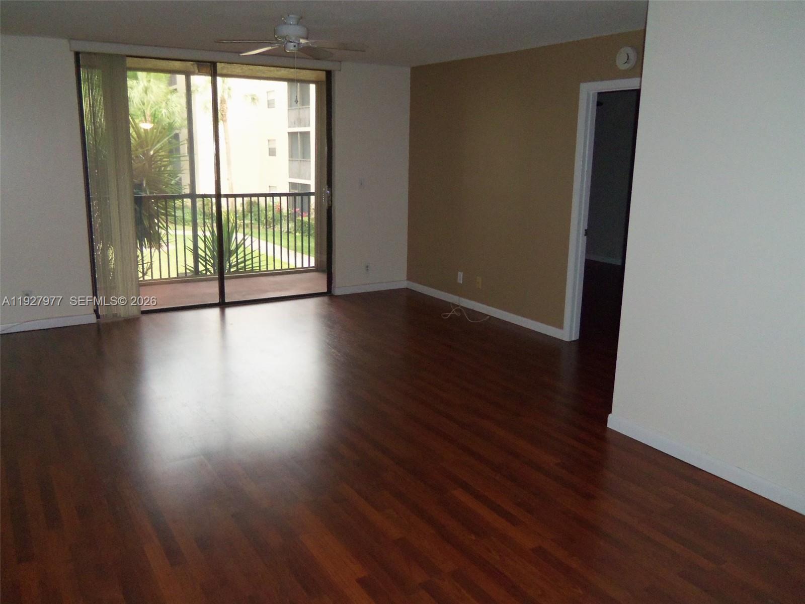 PLANTATION RACQUET CLUB - Residential Lease