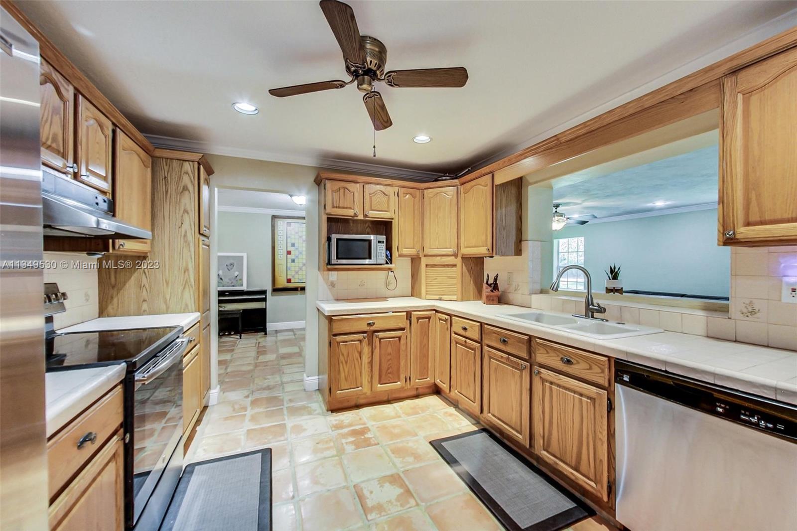 KENDALE SOUTH SEC 3 PART - Residential