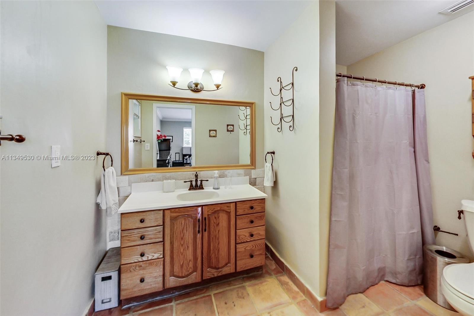 KENDALE SOUTH SEC 3 PART - Residential