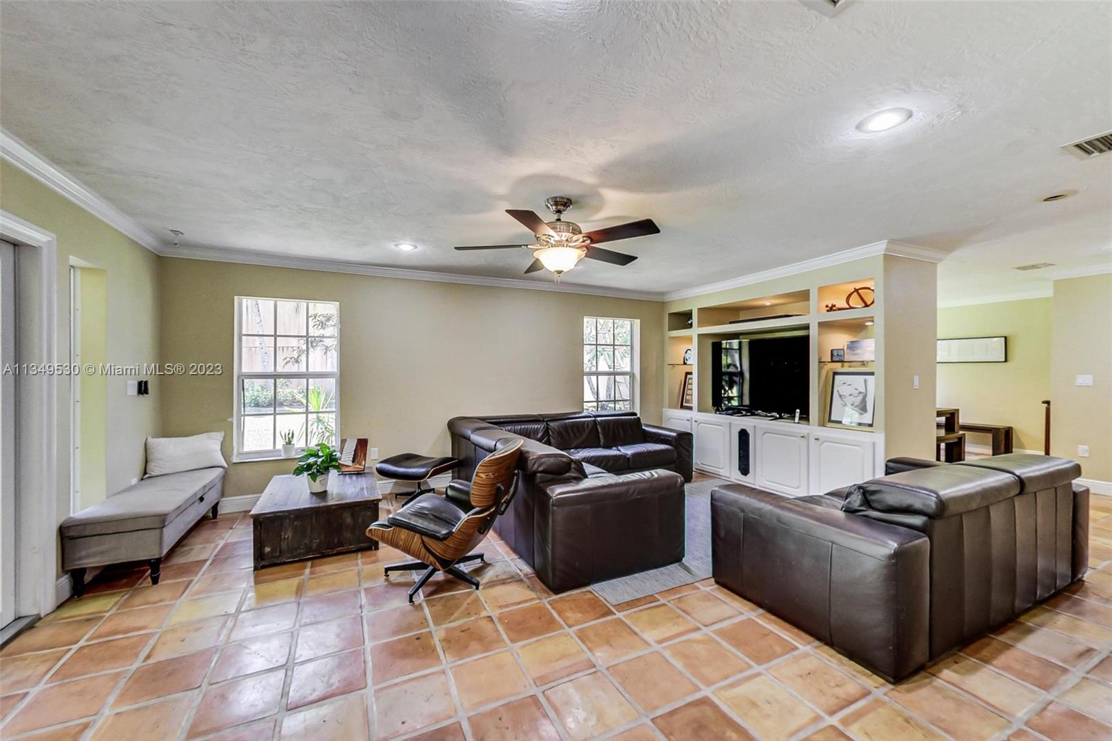 KENDALE SOUTH SEC 3 PART - Residential