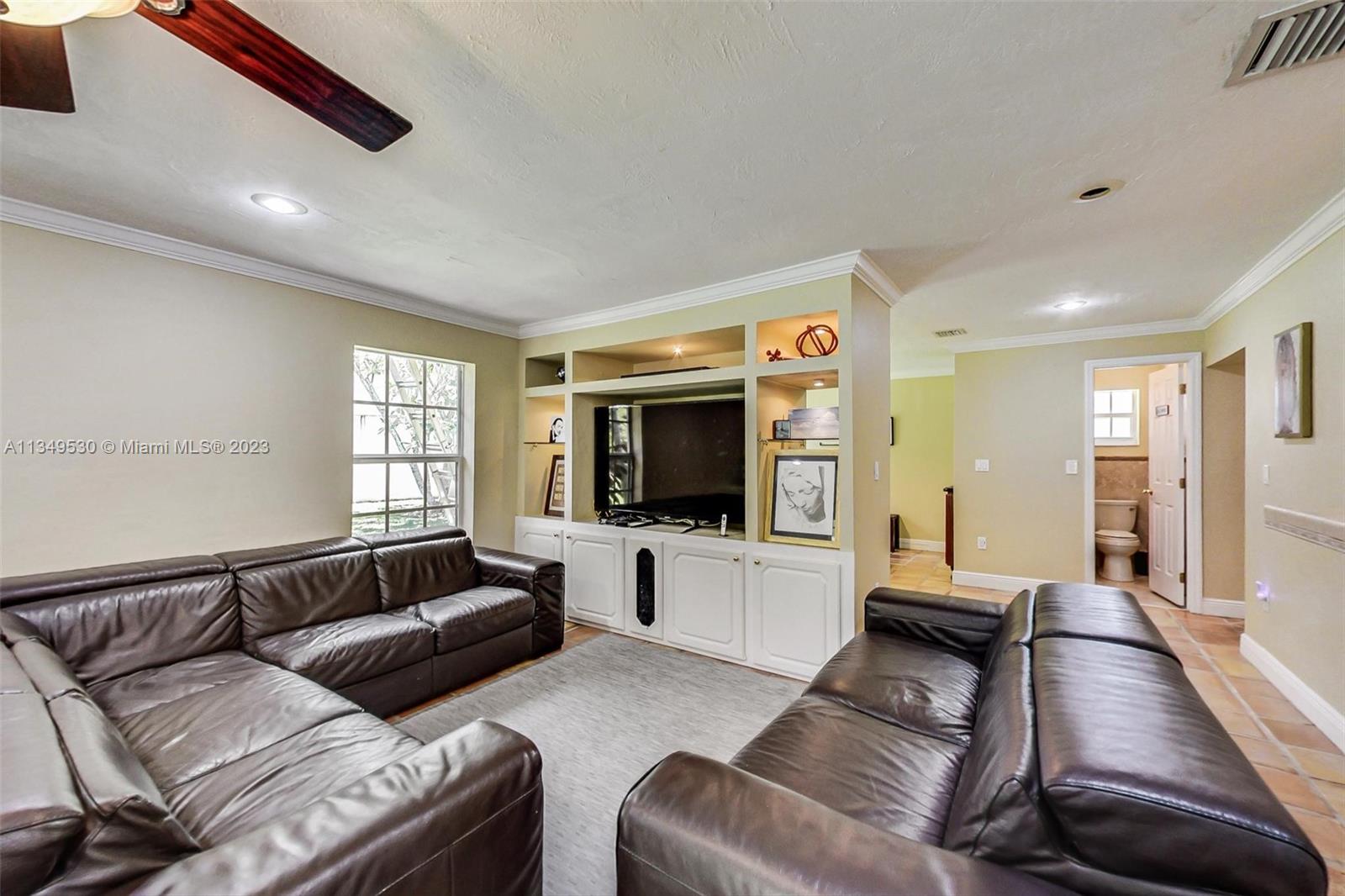 KENDALE SOUTH SEC 3 PART - Residential