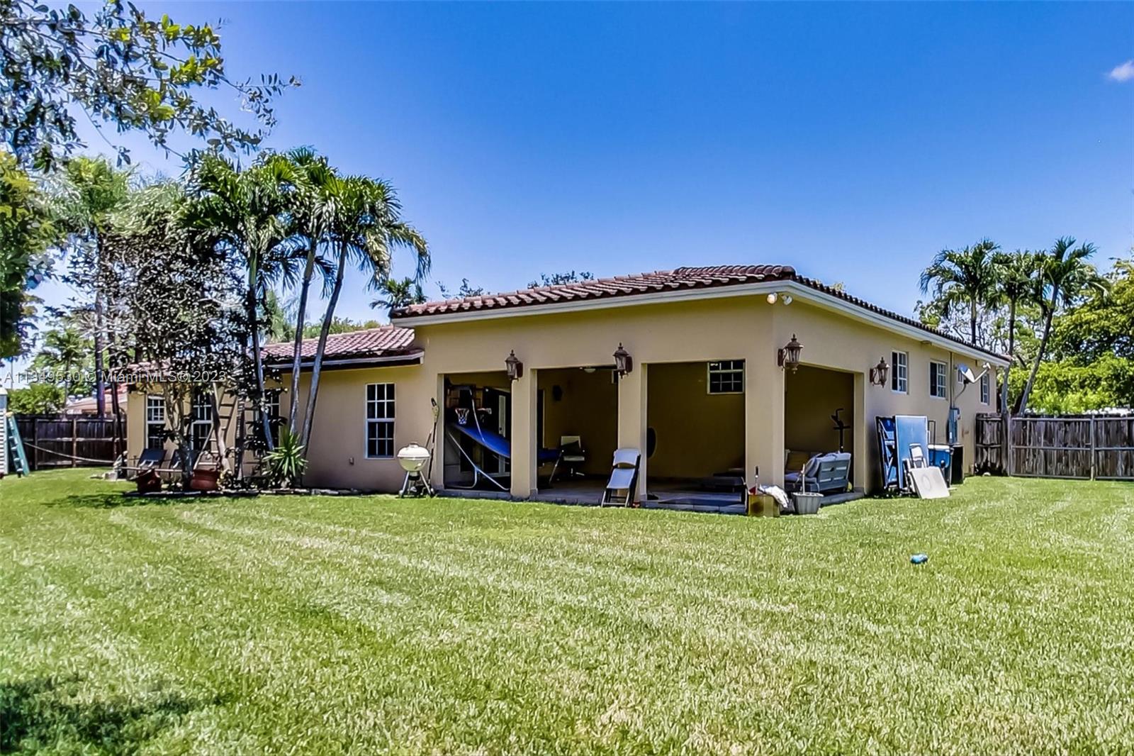 KENDALE SOUTH SEC 3 PART - Residential