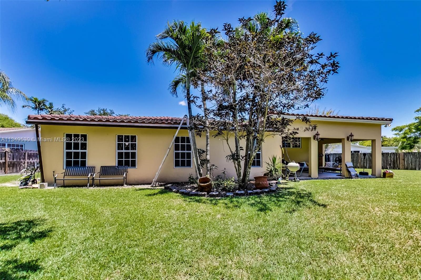 KENDALE SOUTH SEC 3 PART - Residential