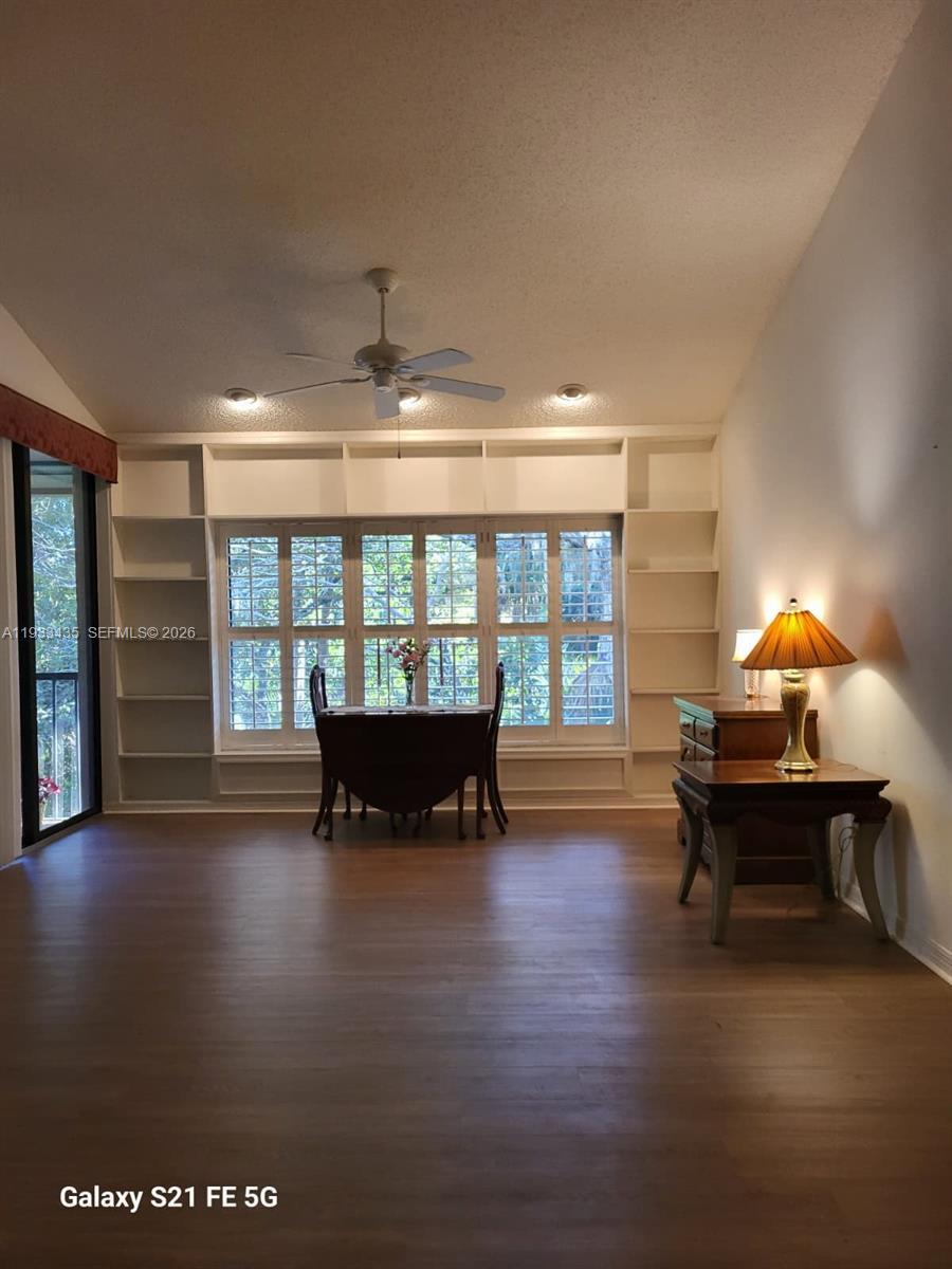 SEASCAPE I CONDOMINIUM BLD - Residential