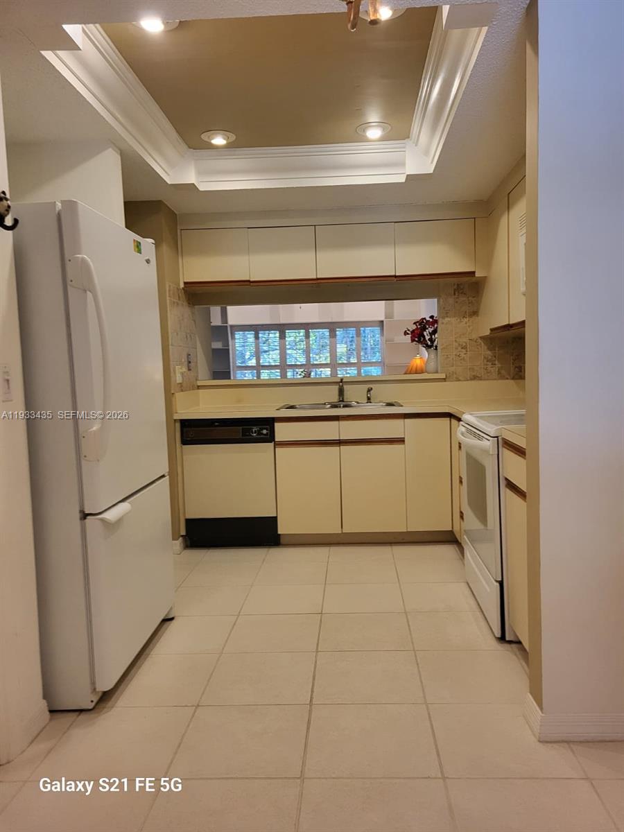 SEASCAPE I CONDOMINIUM BLD - Residential